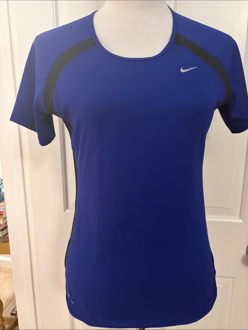 Nike Women’s Royal Blue Short-Sleeve Athletic Tee with Black Trim
